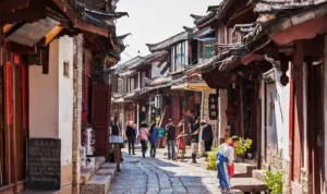 Lijiang Old Town 2025 Desa Tradisional Tiongkok yang Tak Lekang Waktu_11zon Lijiang Old Town 2025: Desa Tradisional Tiongkok yang Tak Lekang Waktu