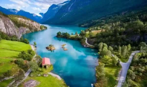 Geirangerfjord, Fjord Ikonik Norwegia yang Mendunia di Mata Traveler