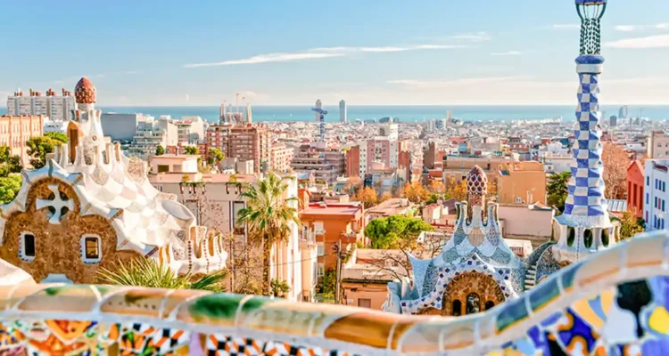 Park Güell 2026, Taman Artistik Barcelona yang Viral di Dunia