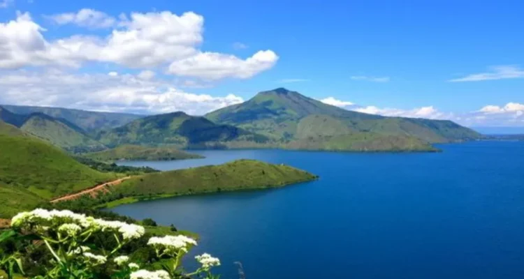 Wisata Danau Vulkanik, Pesona Alam Yang Lahir Dari Jejak Gunung Api