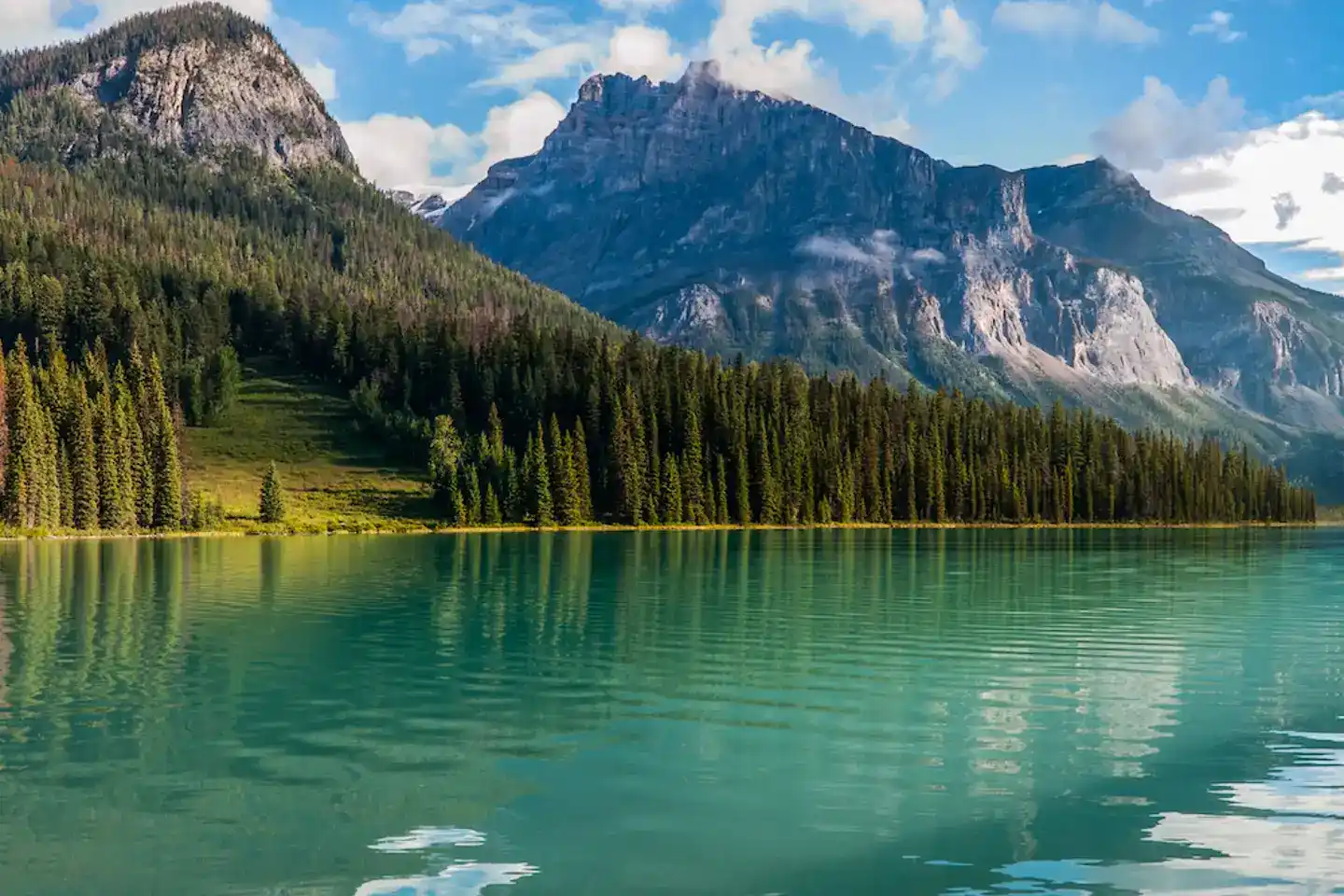 Wisata di Kanada, Negeri Luas dengan Danau Biru, Kota Bersejarah, dan Alam yang Membuat Mata Betah